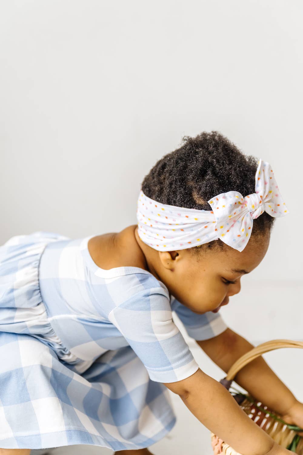 Shabby Dot Knot soft nylon headband: White/Rainbow dot