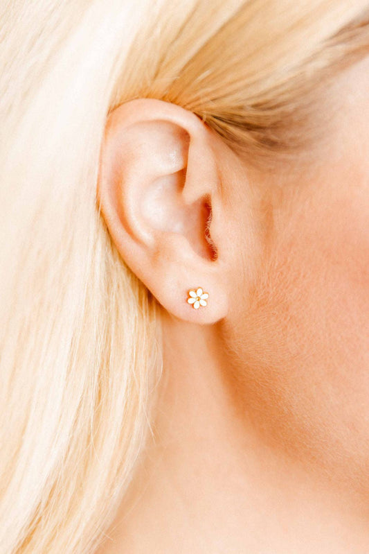 Alli White Screwback Stud Earrings