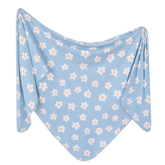 Della: Knit Blanket