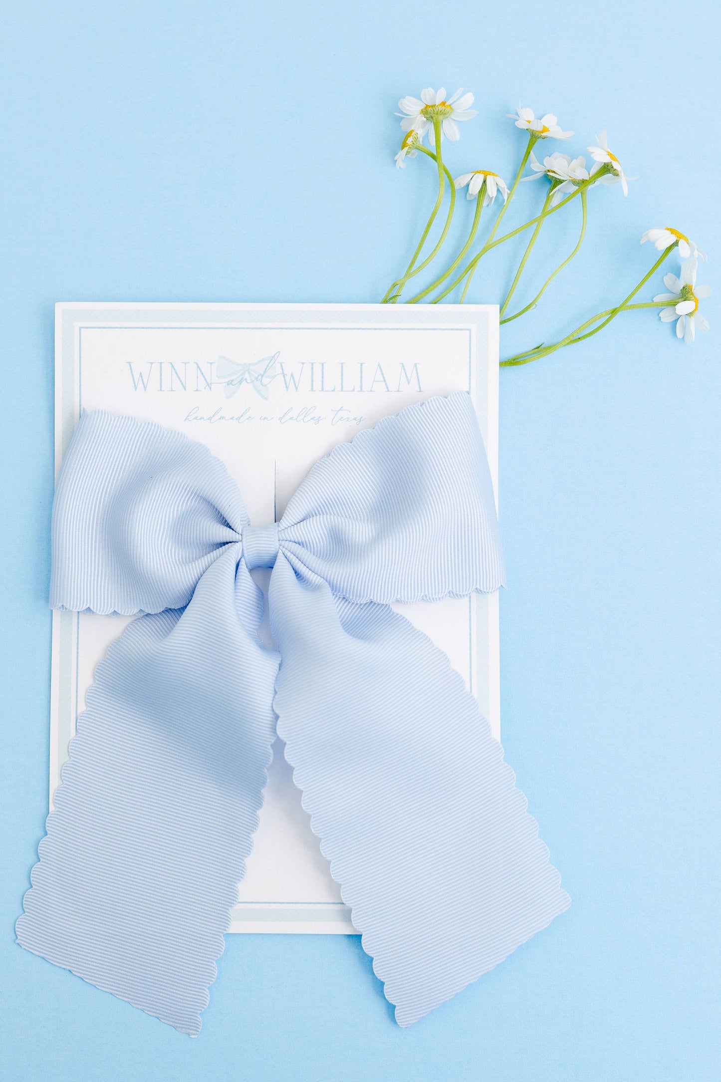 Scalloped Long-tail Bow: Pale Blue / Medium